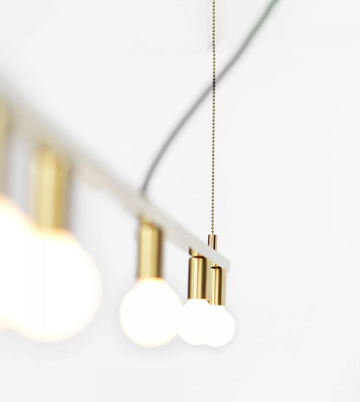 Suspension Dot Line – Image 2